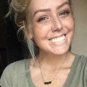 Meet your Posher, Janelle